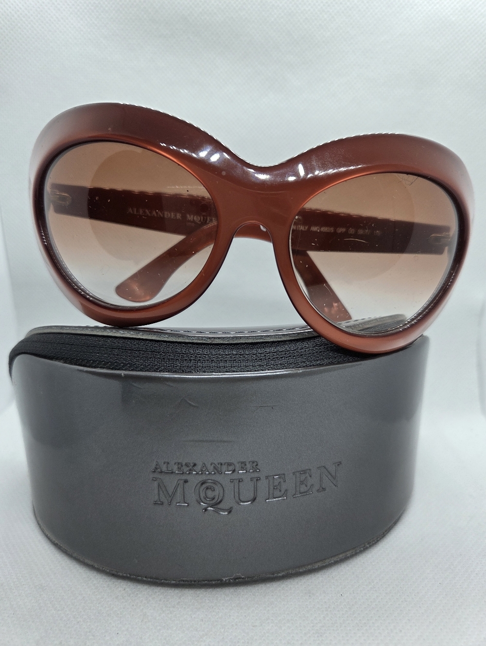 Alexander McQueen Women's  Oversized Oval Sunglasses In Cooper Color Frame
